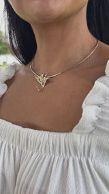 Manta Ray Pendant in Gold - 39mm