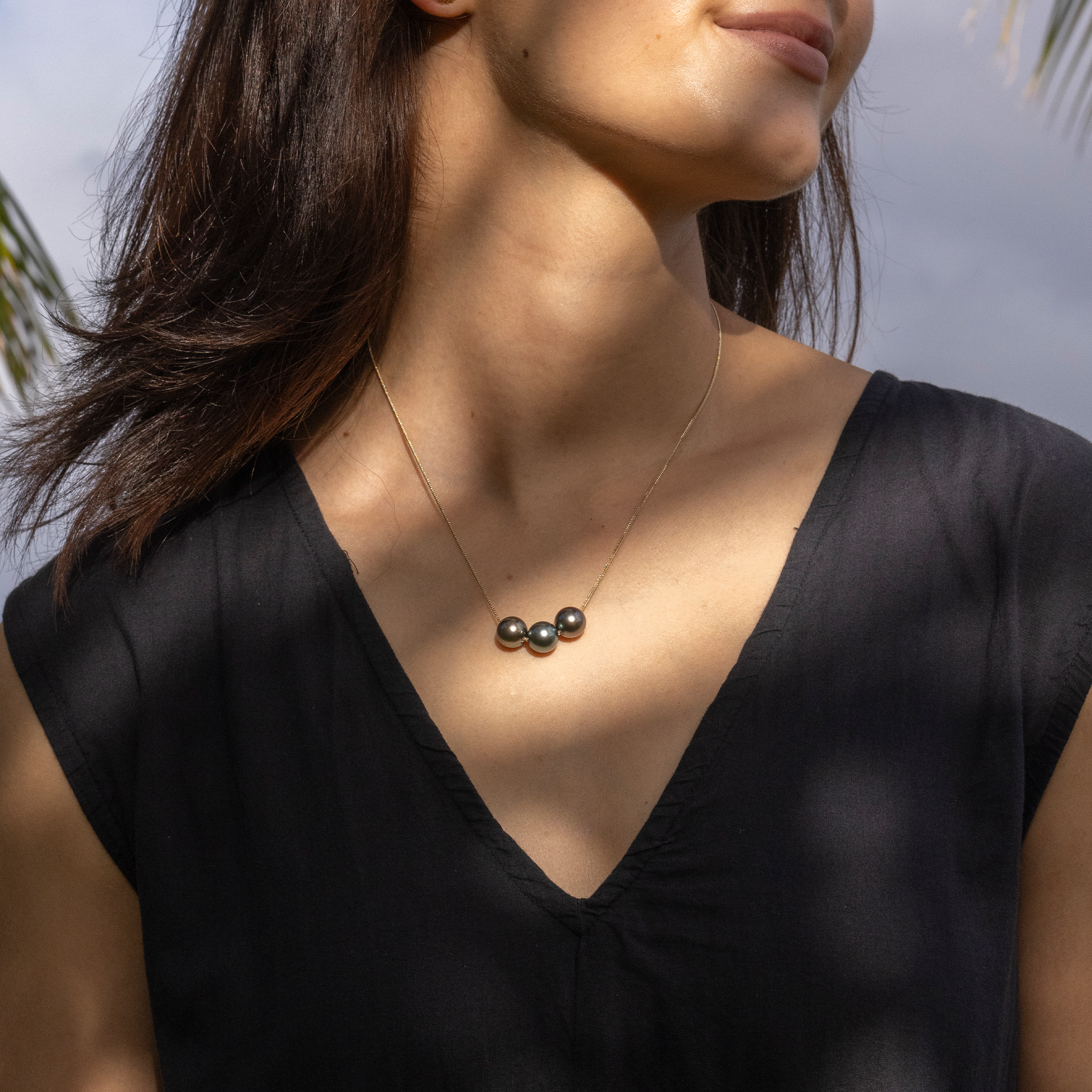 16-18インチ アジャスタブル タヒチ黒真珠ネックレス ゴールド 10-11mm