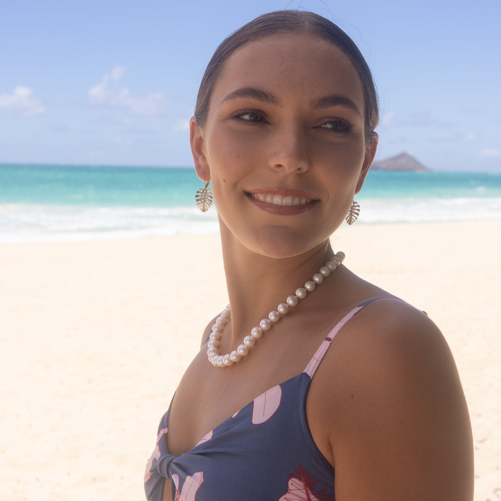 18-19 "淡水ホワイト・パール・ストランド マグネット・ゴールド・クラスプ 9-11mm