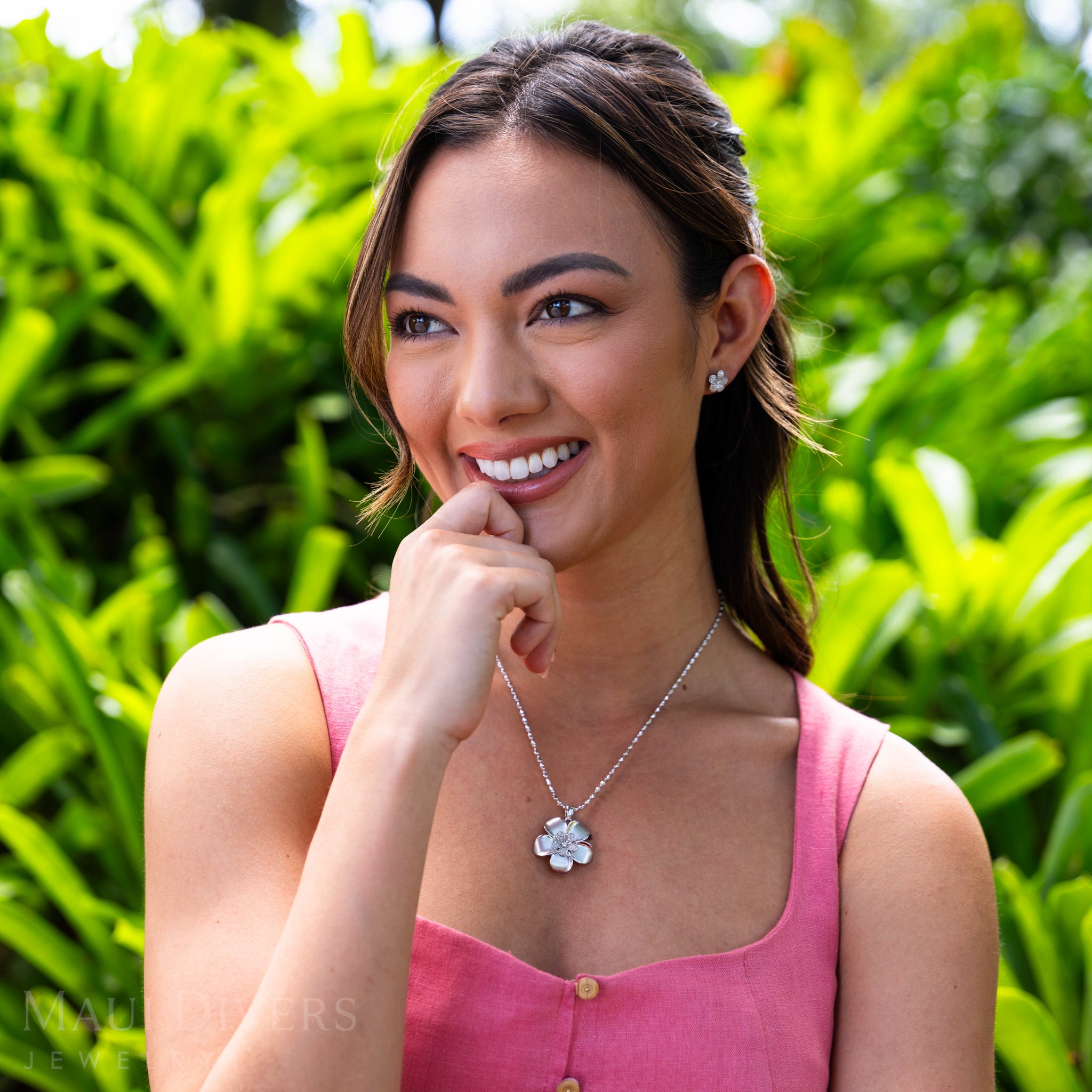 プルメリア ダイヤモンド ホワイトゴールド ペンダント 28mm