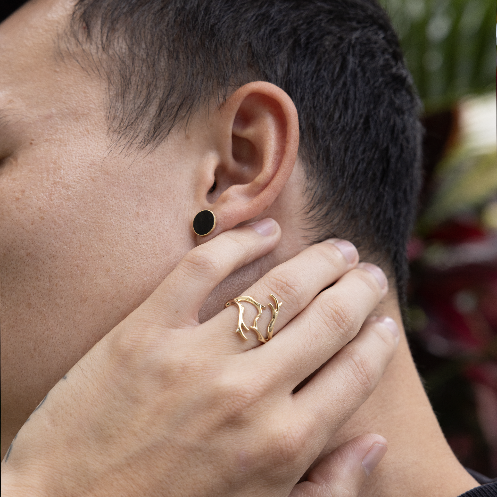 Eclipse Black Coral Earrings in Gold - 10mm