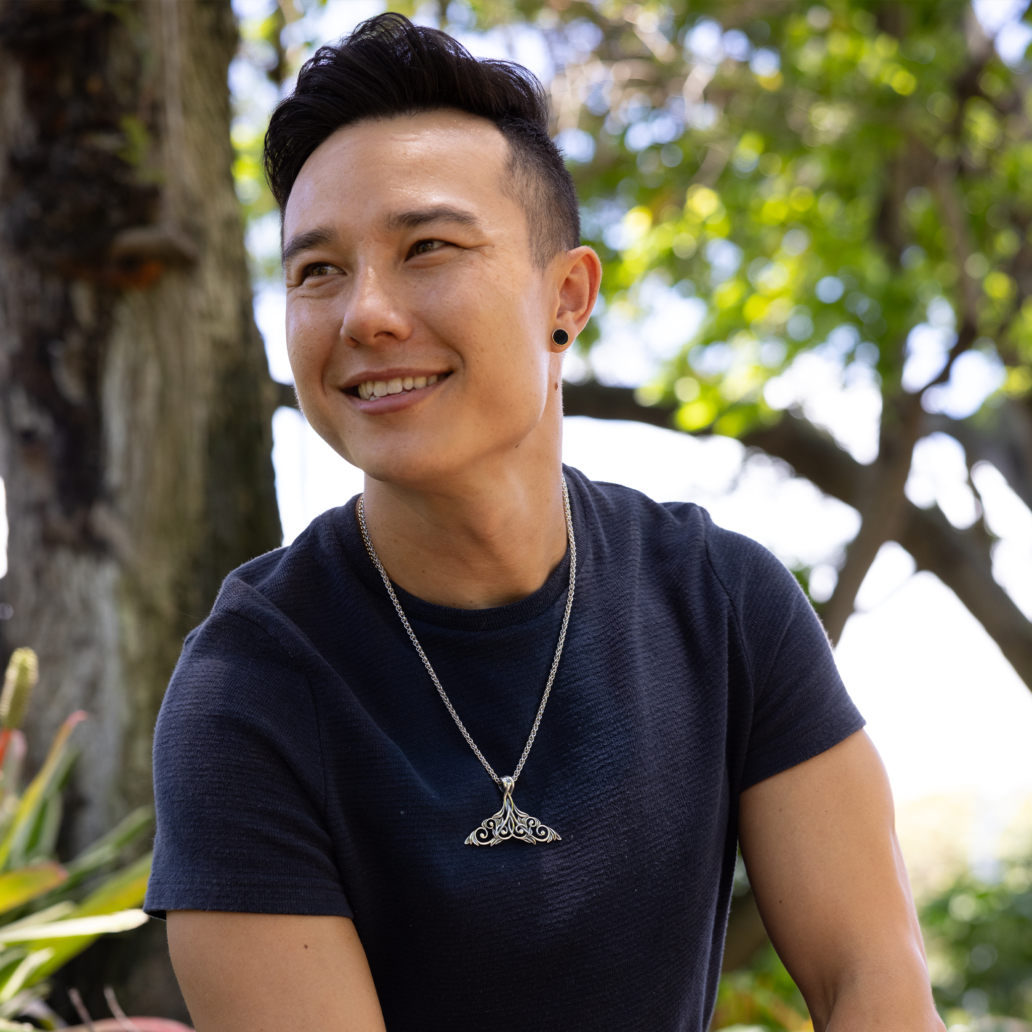 Eclipse Black Coral Earrings in Gold - 10mm